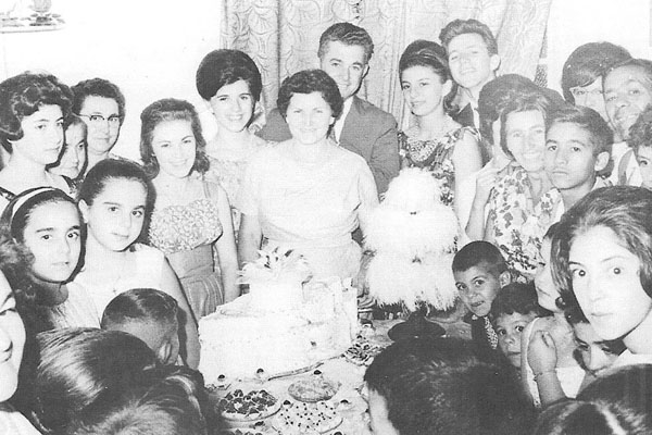  A foto registra a festa de Bodas de Prata que o casal Geraldo e Augusta Paludetto comemorava dia 18 de novembro de 1962